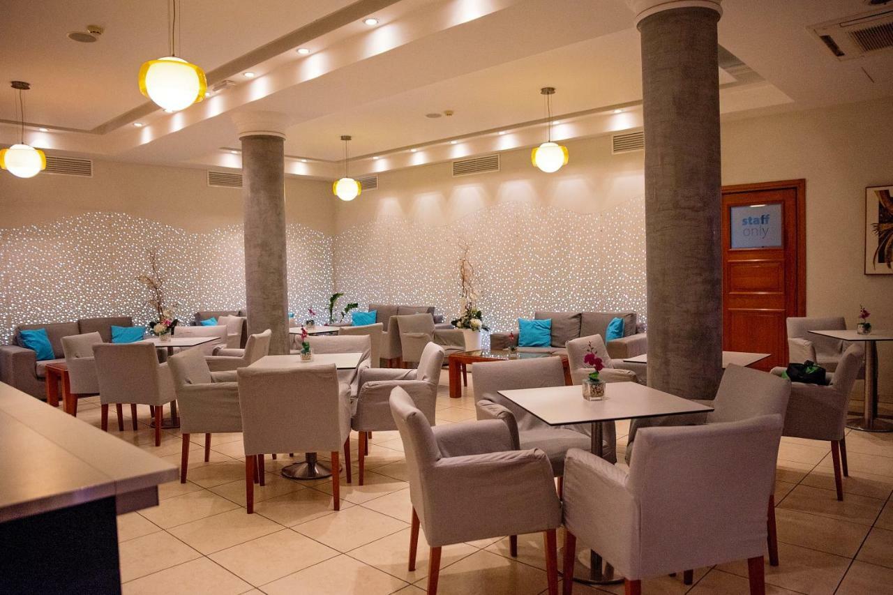 Pyramos Hotel Paphos ภายนอก รูปภาพ